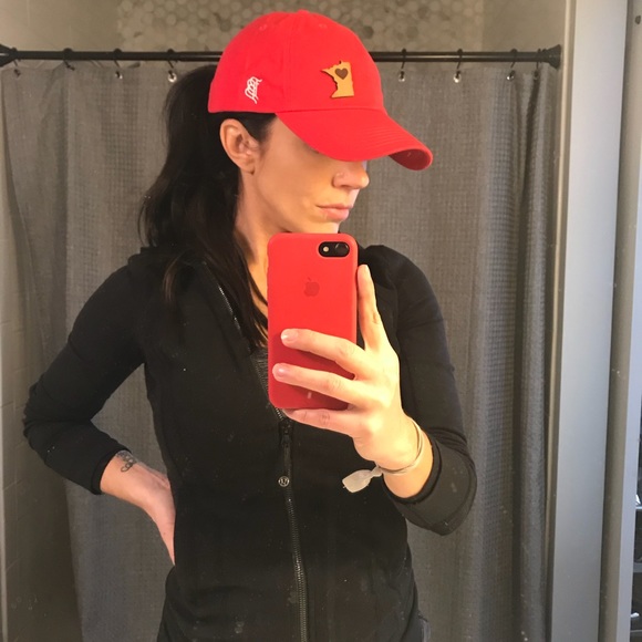 MInnesota red baseball hat - Picture 4 of 4
